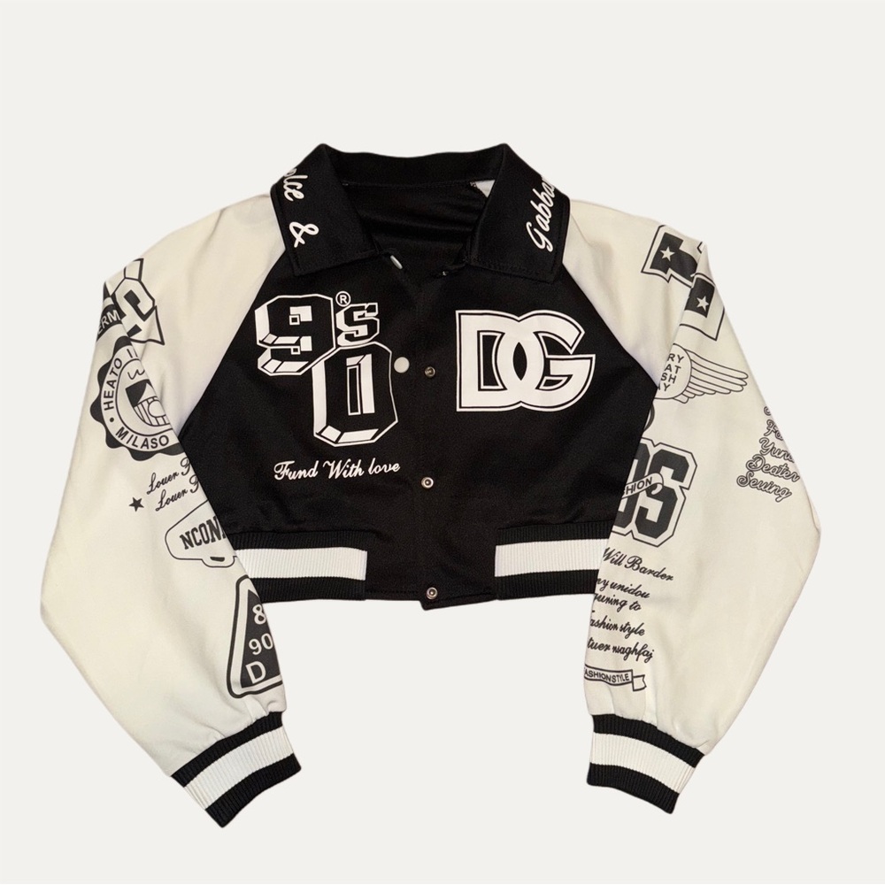 Black and White Graphic Cropped Jacket